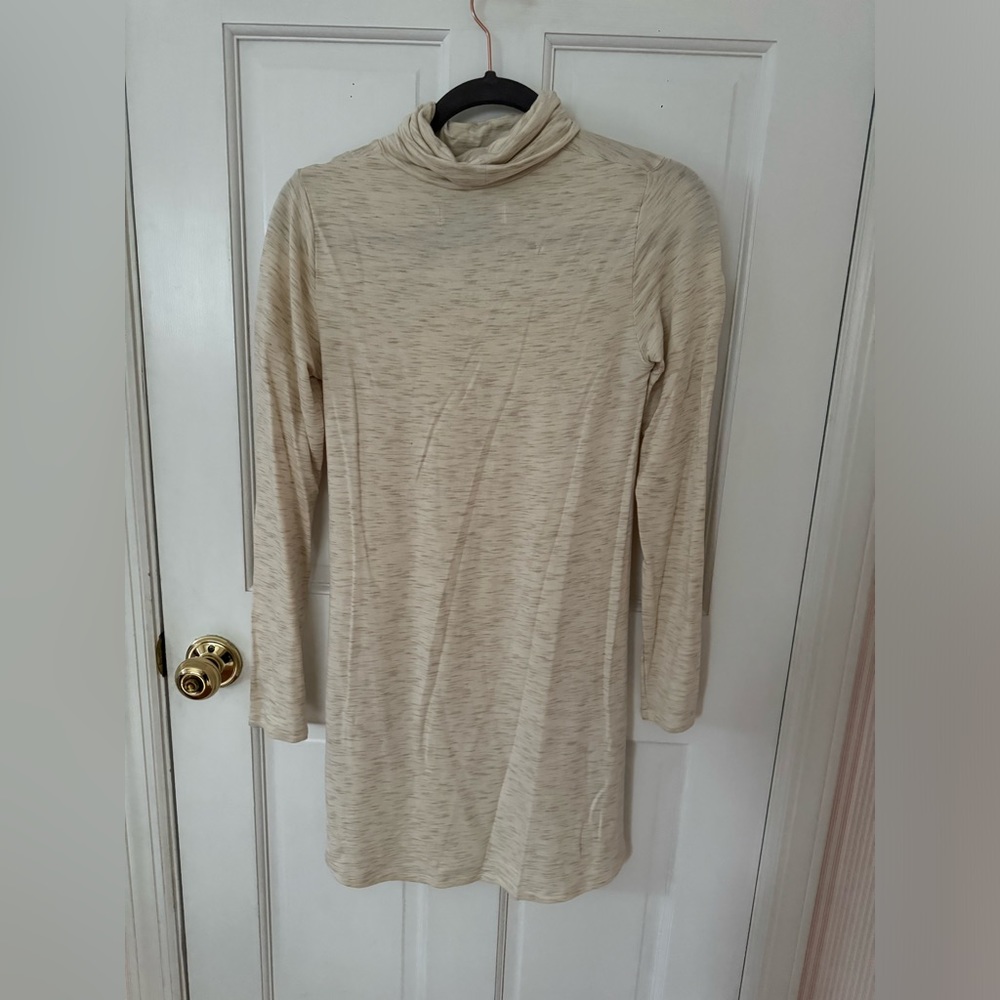 abercrombie cream long sleeve dress size small NWT